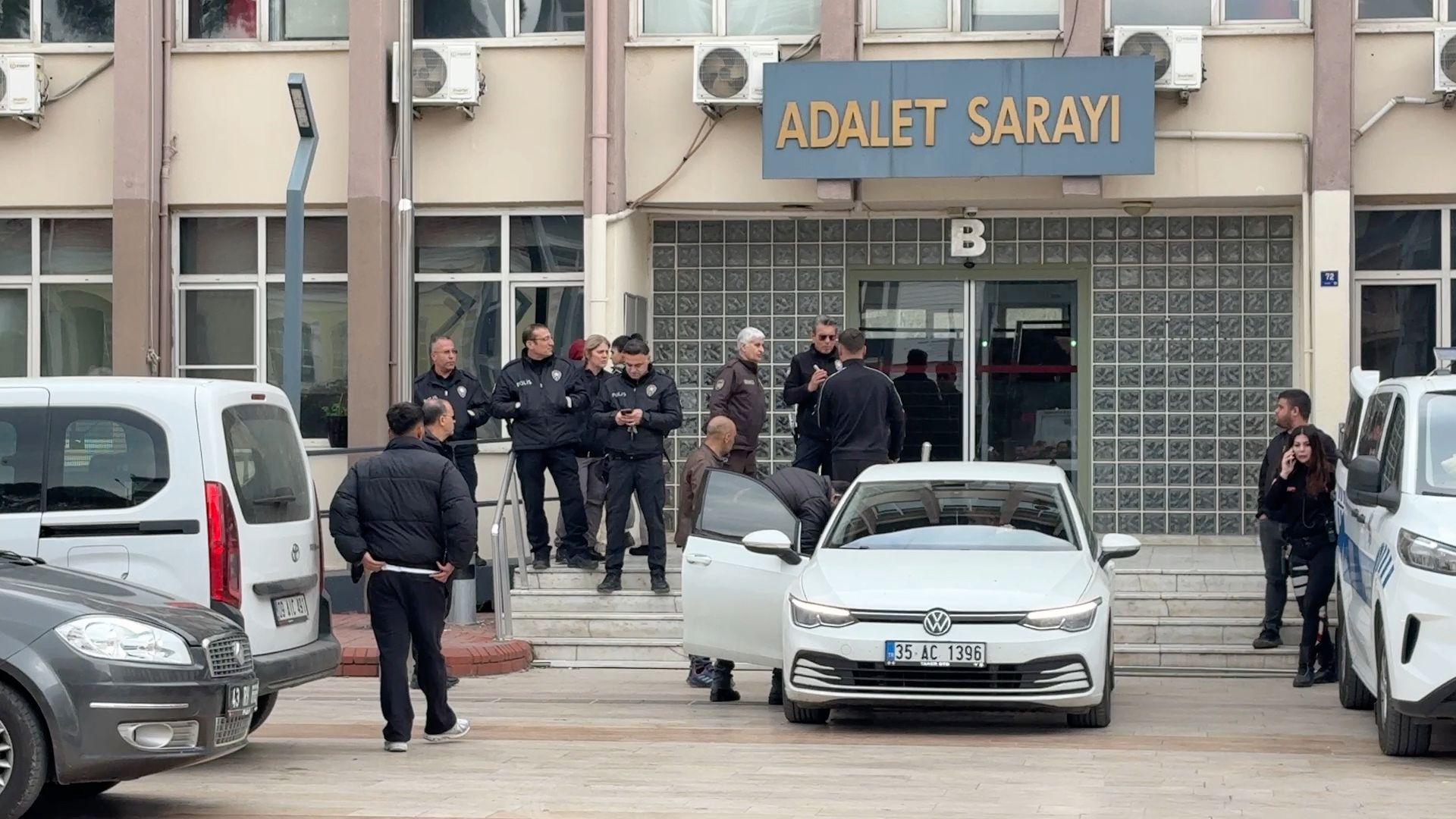 Getirirken gövde gösterisi, götürürken gizlilik