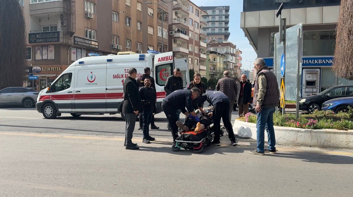 Efeler’de Motosiklet ile Otomobil Çarpıştı Sürücü Kaçtı