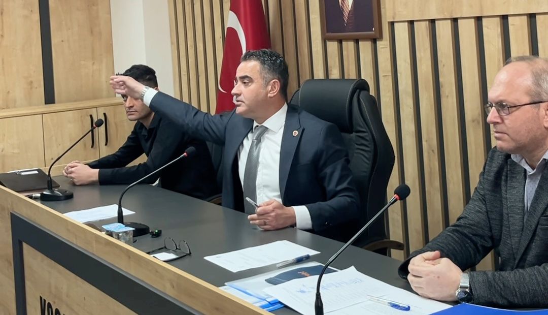 Başka Arıcı: “Küfür etmedim, yine olsa yine söylerim”