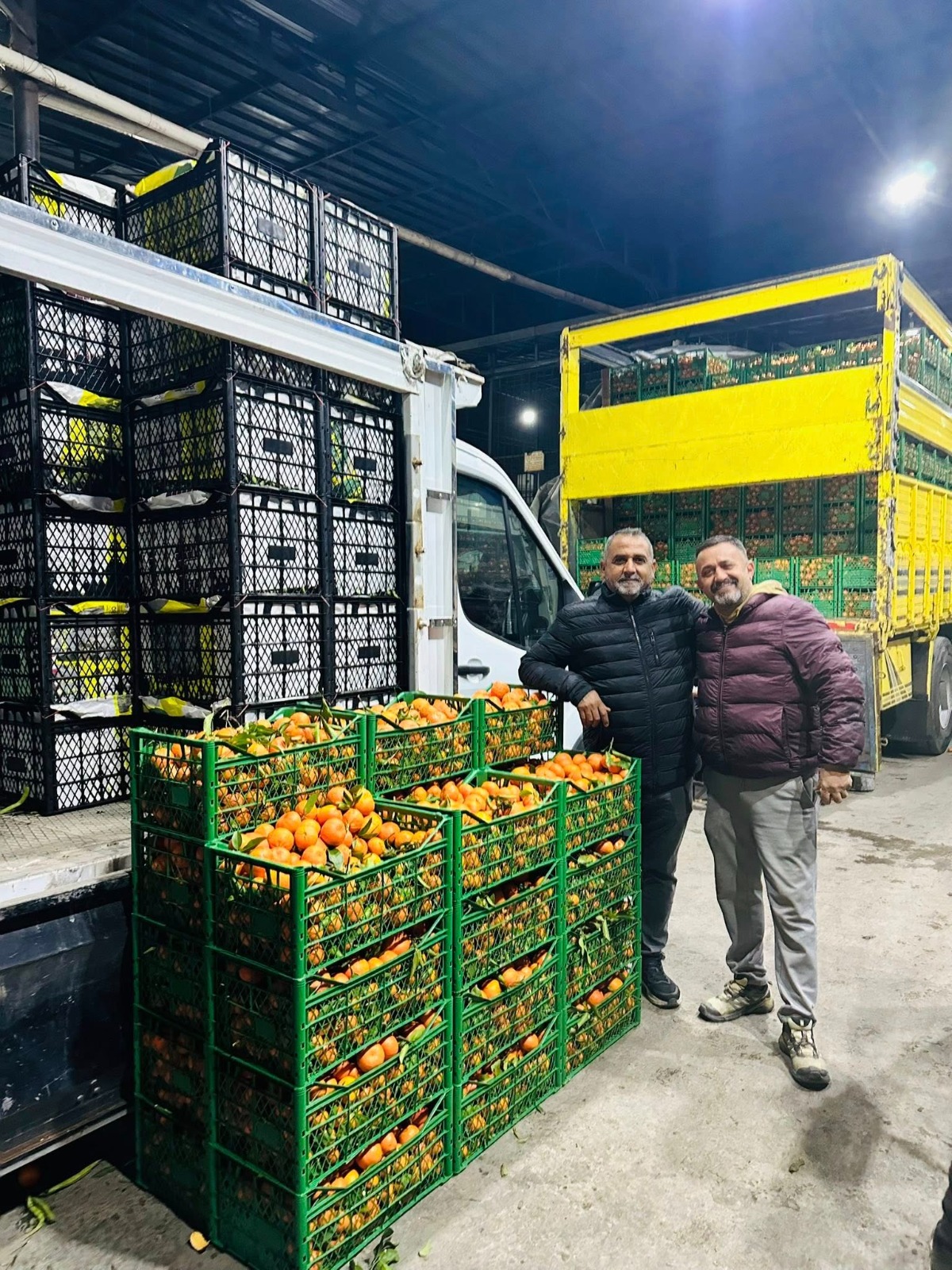 Başkan oldu ama esnaflığı bırakmadı