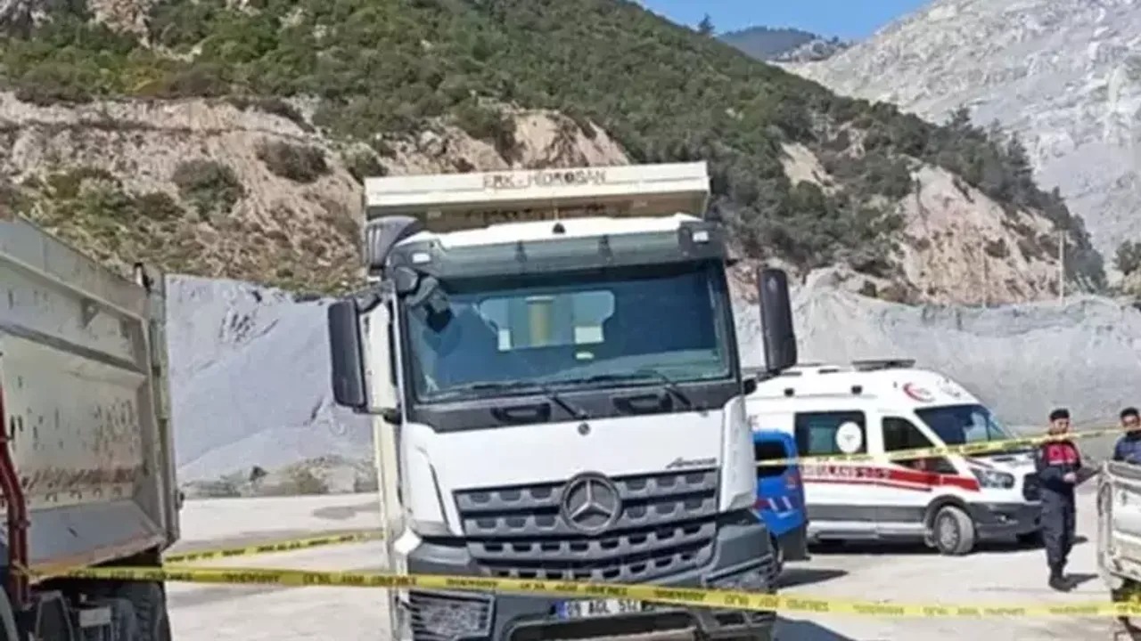 Aydın'da maden ocağındaki kazanın detayları ortaya çıktı! Talihsiz kadın hayatını kaybetmişti 4 Aydın’da maden ocağındaki kazanın detayları ortaya çıktı! Talihsiz kadın hayatını kaybetmişti