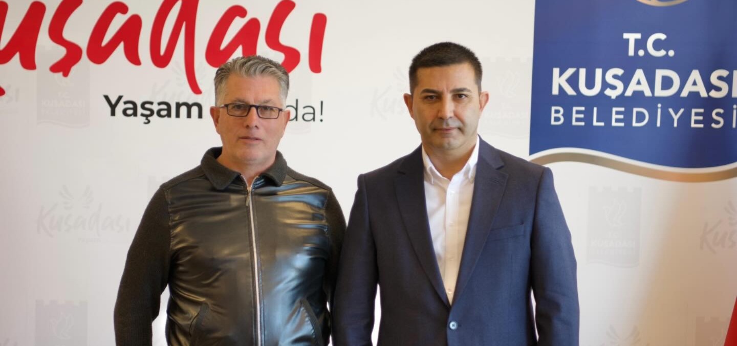 Kuşadası’nda flaş istifa: Başkan sitem ederek görevi bıraktı