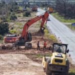 Aydın Büyükşehir, Akbük’te yol yenileme çalışmalarını sürdürüyor