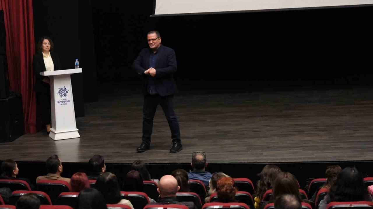 Aydın Büyükşehir Belediyesi’nin Disleksi Merkezi öğrencilerin eğitim hayatına destek olmayı sürdürüyor 6 Aydın Büyükşehir Belediyesi’nin Disleksi Merkezi öğrencilerin eğitim hayatına destek olmayı sürdürüyor
