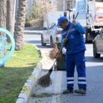 Aydın Büyükşehir’den bayram öncesi Kuşadası’nda çevre düzenlemesi