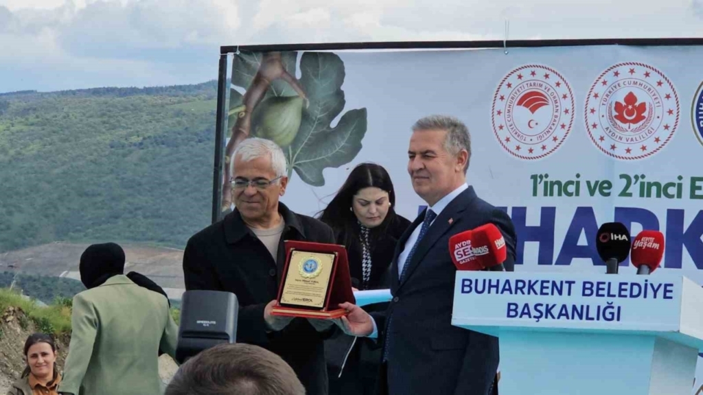 aydinin ilek bahceleri torenle hizmete acildi 287f31ecea63