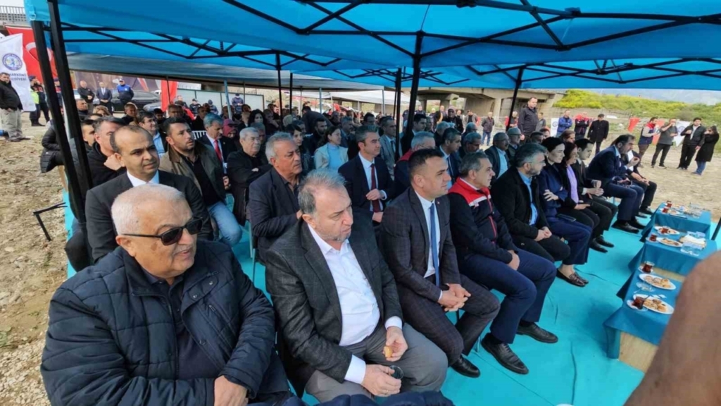 aydinin ilek bahceleri torenle hizmete acildi a3503823ca1e