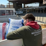 Başkan Çerçioğlu’ndan Karacasu’da küçük üreticilere yem desteği