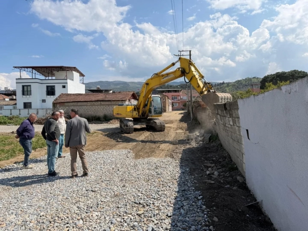 baskan ercan yenipazar icin calismalara hiz kesmeden devam ediyoruz 201d200c02fa