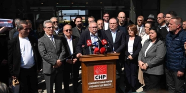 Başkan Günel’in gözaltına alınmasına Kuşadası’nda tepki