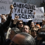 Başkan Günel’in gözaltına alınmasına Kuşadası’nda tepki