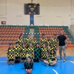 Başkan Zencirci Neşetiye Kız Hentbol Takımını tebrik etti