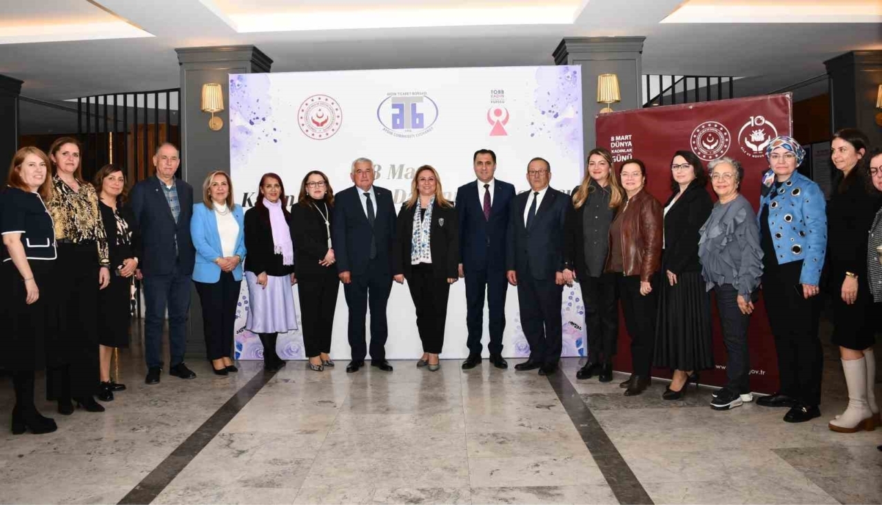 Borsa’da "Kadın Emeği ve Dayanışma Sofrası" iftar programı gerçekleştirildi 1 borsada kadin emegi ve dayanisma sofrasi iftar programi gerceklestirildi ab69fdb309e3
