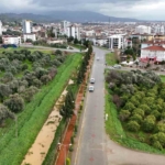 Büyükşehir ekiplerinden Nazilli yürüyüş yolunda bakım çalışması