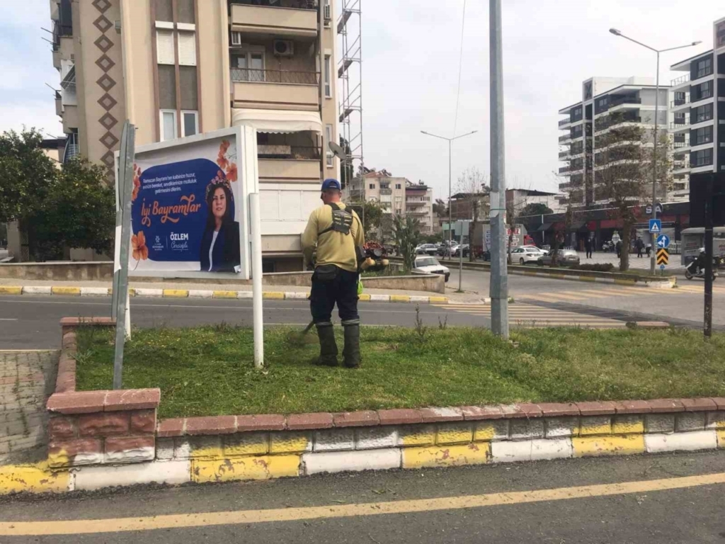 buyuksehir sahaya indi nazilli bayrama hazirlandi 69b5e775c681