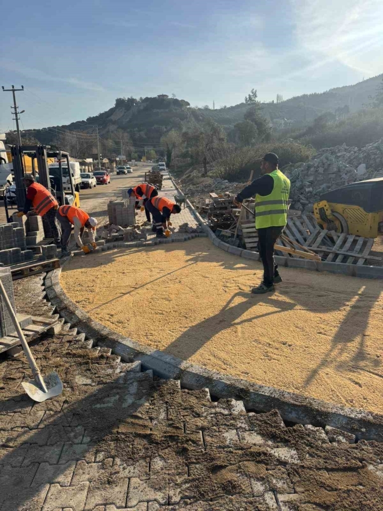 Büyükşehir’den 17 ilçede eş zamanlı ulaşım altyapısı çalışması 6 buyuksehirden 17 ilcede es zamanli ulasim altyapisi calismasi 24afdb506c25