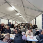 Büyükşehir’in iftar sofraları vatandaşları buluşturuyor
