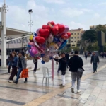 Çarşı ve sokaklarda bayram yoğunluğu