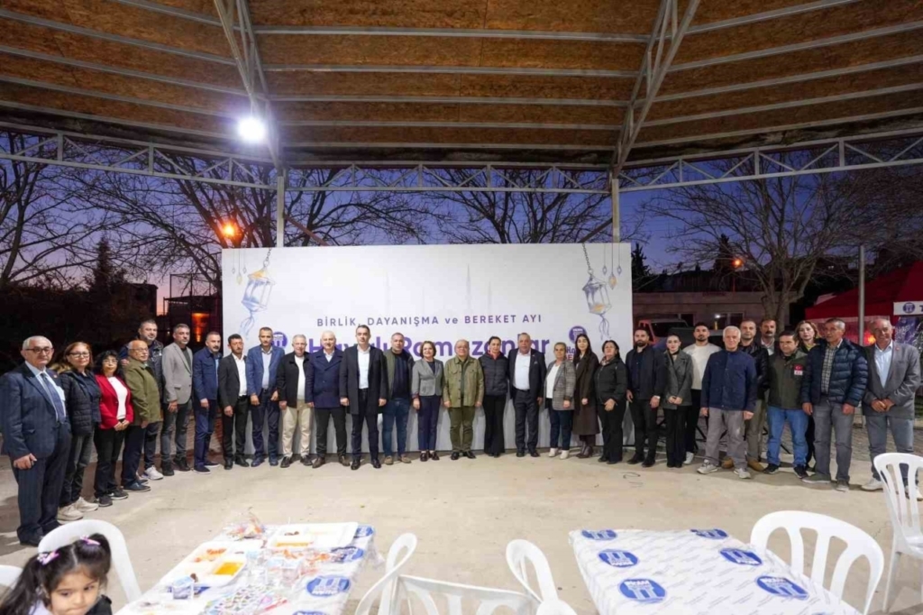 denizkoy sakinleri didim belediyesinin iftar sofrasinda bulustu 4211dd5ee4ec