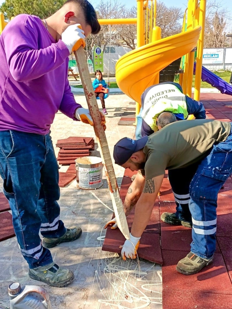 Didim’de parklar çocuklar için yenilendi 6 didimde parklar cocuklar icin yenilendi 2f1d7abd086b