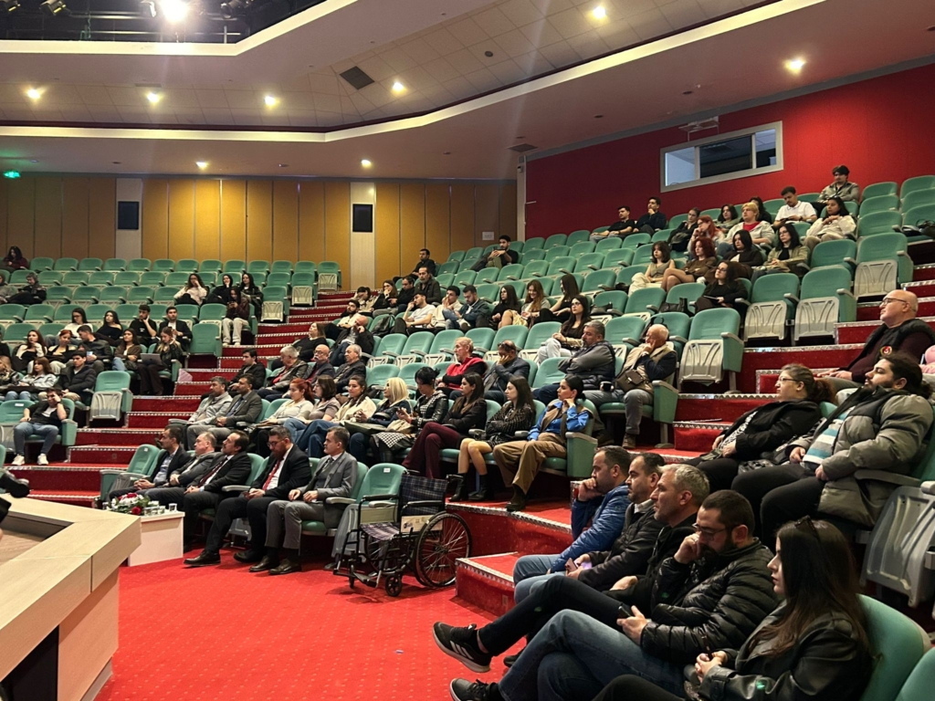 e22636f1 a2b6 4f57 abf3 23ca725256fb