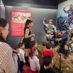 Efeler Belediyesi’nin tarihi mekanları Çanakkale Zaferi’nin yıldönümünde minikleri ağırladı