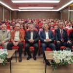Efeler’de ’Dönüm Noktasında Cumhuriyet’ konuşuldu