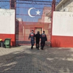 Hapis cezasıyla aranıyordu jandarmadan kaçamadı