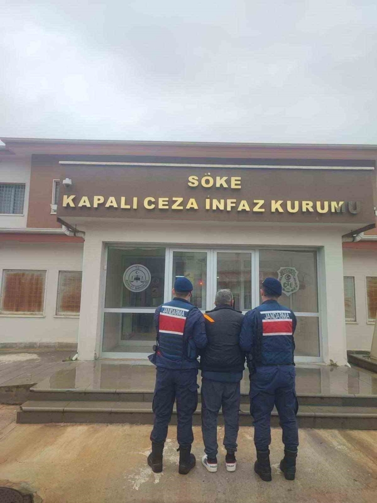 kusadasi ve nazillide aranan 2 sahis yakalandi 8f2d8d372a6d