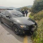 Kuşadası’nda otomobil ile elektrikli araç kafa kafaya çarpıştı: 4 yaralı