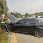 Kuşadası’nda otomobil ile elektrikli araç kafa kafaya çarpıştı: 4 yaralı