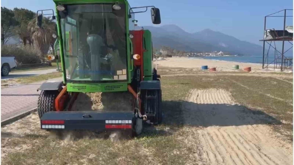 kusadasinin dunyaca unlu plajlari turizm sezonuna hazirlaniyor f5ac05a9f8d1