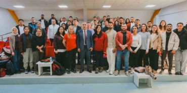 Yüzme Antrenörlük Kursu Aydın’da başladı
