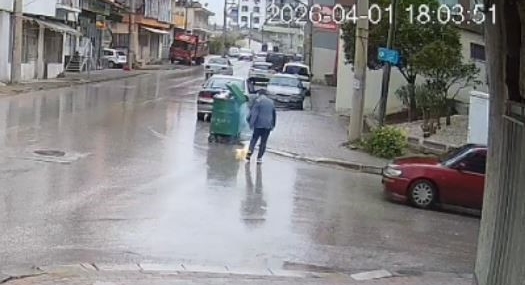 Batarya elinde alev aldı: Korku dolu anlar kamerada