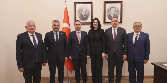 Aydın heyetinden Bakan Kacır’a ziyaret