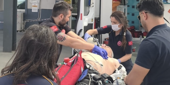 Nazilli’de otobüste korkunç anlar: Kalbi durdu!