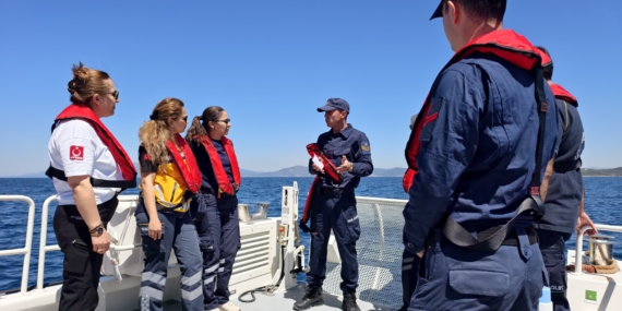 Aydın’da sağlık personeline deniz eğitimi: Acil tahliyeyi öğrendiler