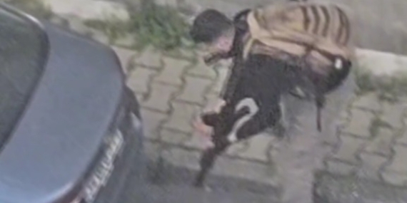 İstanbul’da İsrail konsolosluğu önünde çatışma! 3’ü etkisiz hale getirildi, 2 polis yaralı