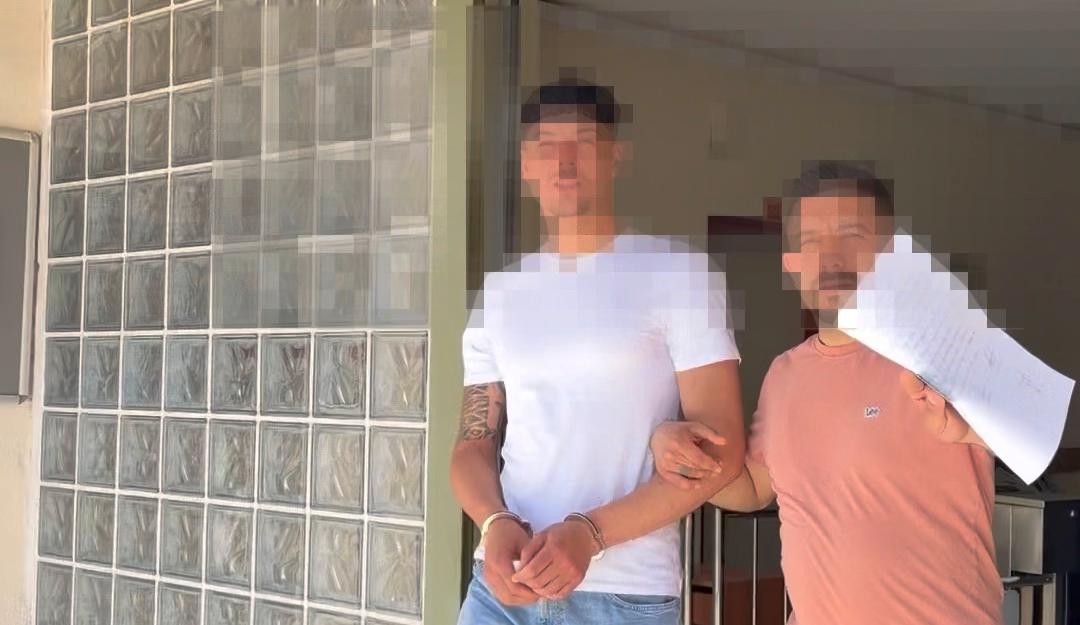 Terör suçundan tutuklandı, adliye çıkışı tehdit etti 3 Terör suçundan tutuklandı, adliye çıkışı tehdit etti