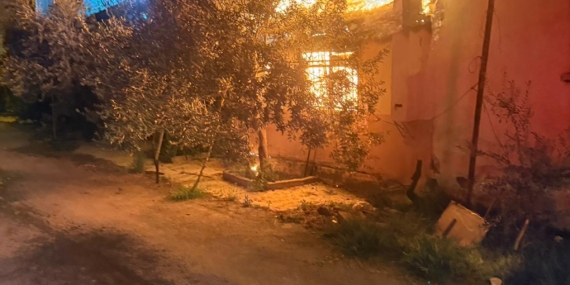 Yenipazar’da Gece Yangını: Yaşlı Kadını Komşusu Kurtardı