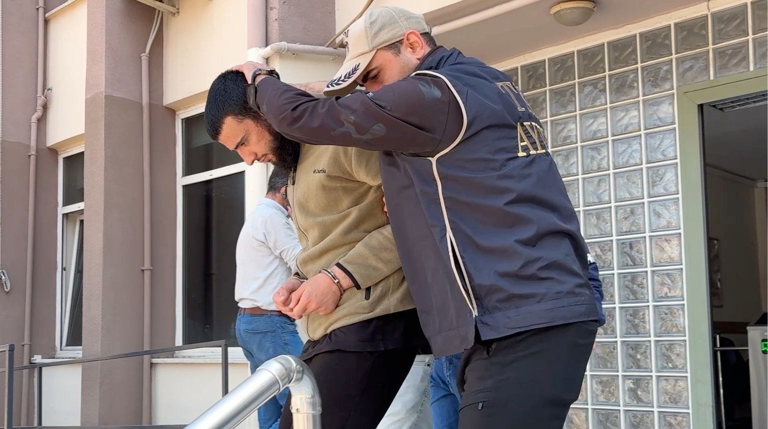 Aydın’da terör örgütü üyesi tutuklandı: Kafa kesici adını vermişler
