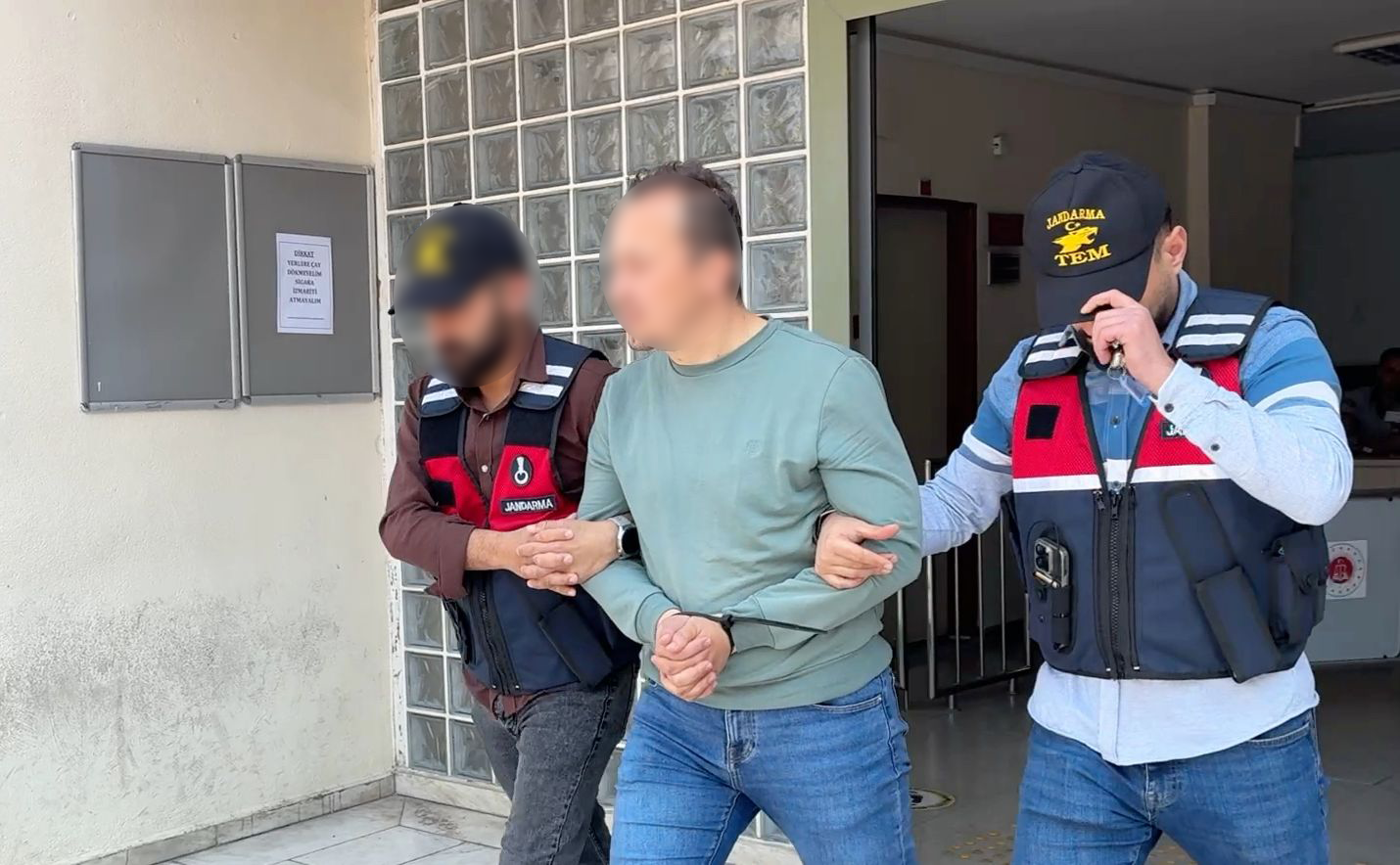 Nazilli ve Efeler’de operasyon: FETÖ’cü doktor tutuklandı!