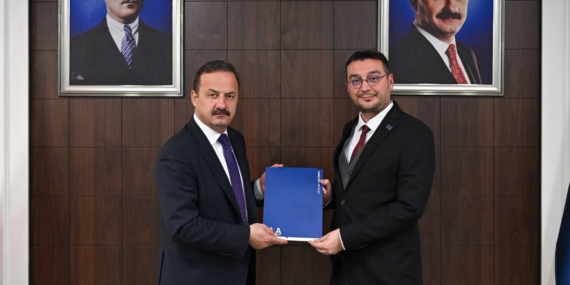 Akgün istifasının nedenini açıkladı