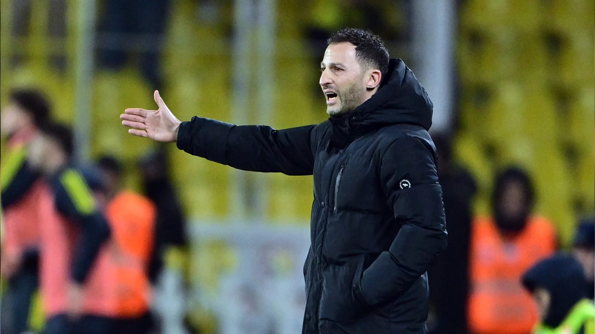 Tedesco’dan Fenerbahçe yönetimine gönderme: Galatasaray yenilgisinin faturası ona kesilmişti