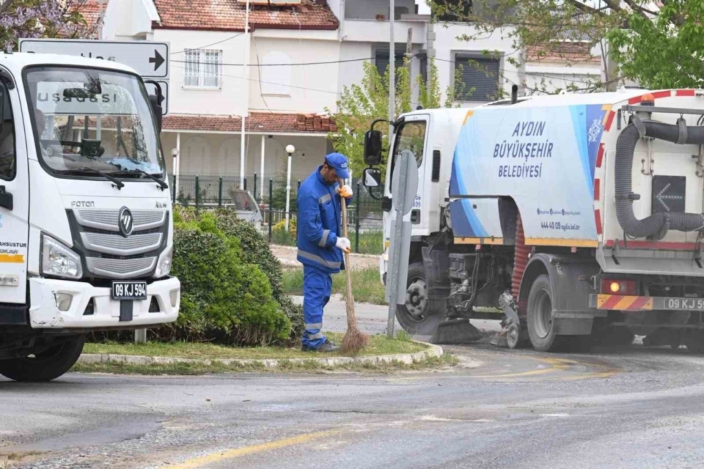 aydin buyuksehir belediyesi kusadasinda calismalarini surduruyor 65a67be8476e