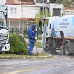 Aydın Büyükşehir Belediyesi Kuşadası’nda çalışmalarını sürdürüyor