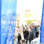 Aydın Büyükşehir Belediyesi Söke’de binlerce fideyi vatandaşlarla buluşturdu