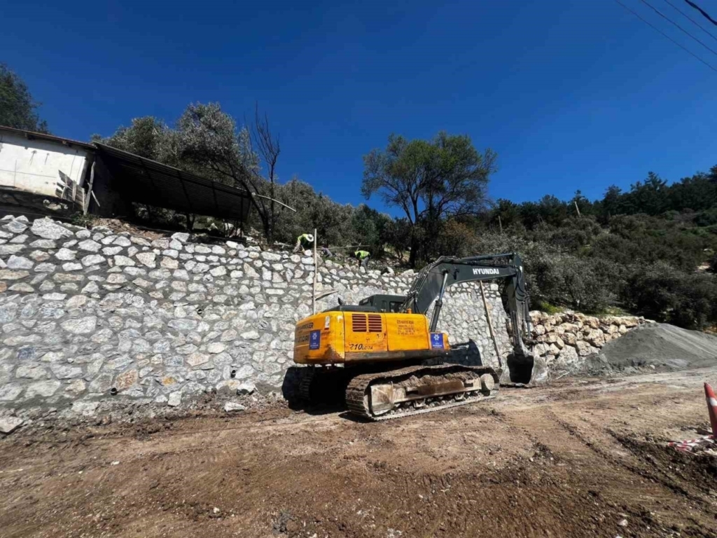 aydin buyuksehir ilcelerde yol calismalarina devam ediyor fd3775a3f61d