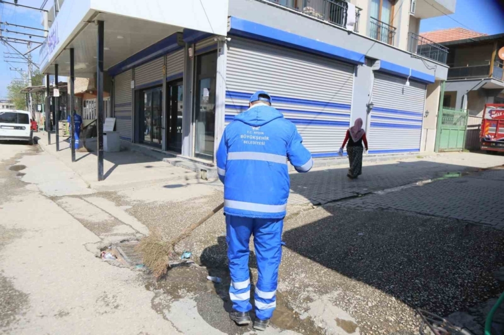 aydin buyuksehirden acarlarda cevre duzenleme ve bakim calismasi 1a7dd0342c0f