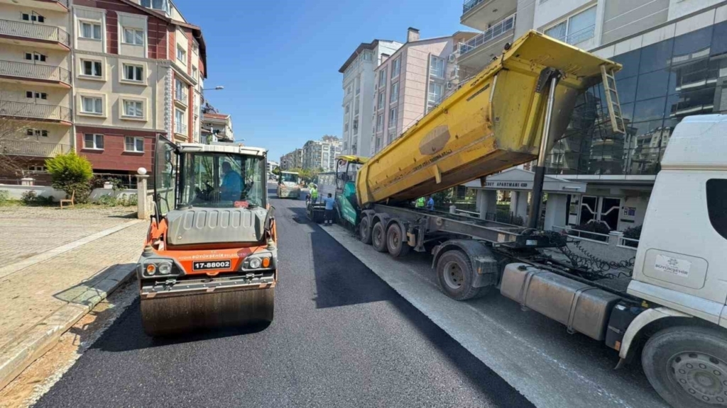 aydin buyuksehirden efelerde yol calismasi 475d649a8777